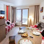 Pierre & Electra Aparthotel 3*